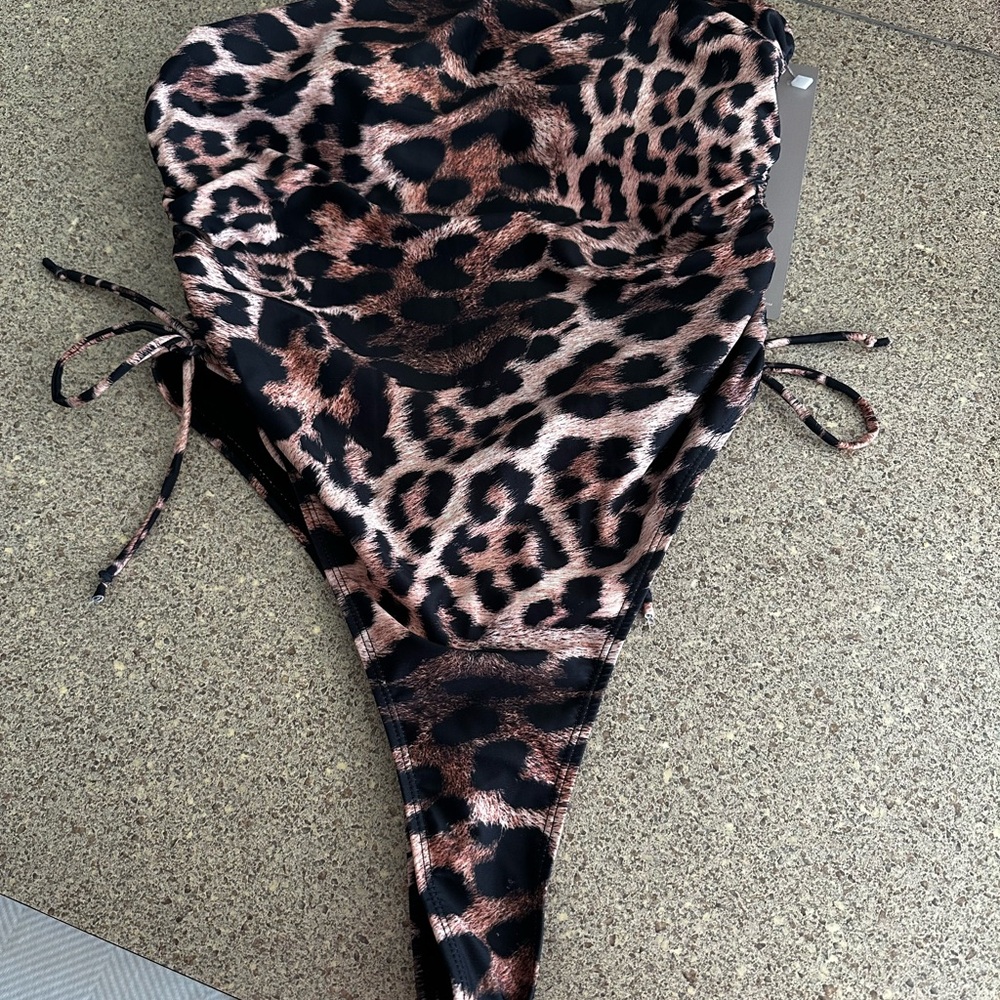 leopard one piece